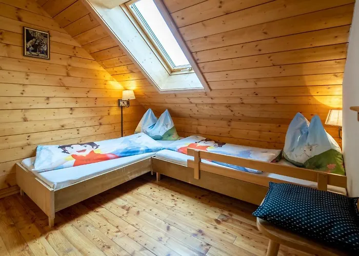 Zirbenhuette Am Falkert Auf Der Heidi-alm Hinterkoflach